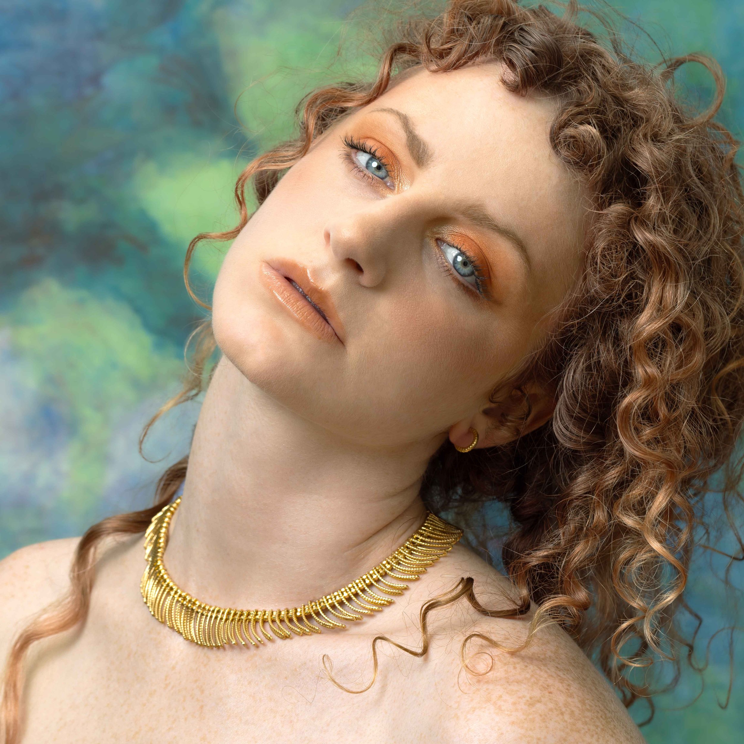 vert-collar-3-max-sq.jpg
