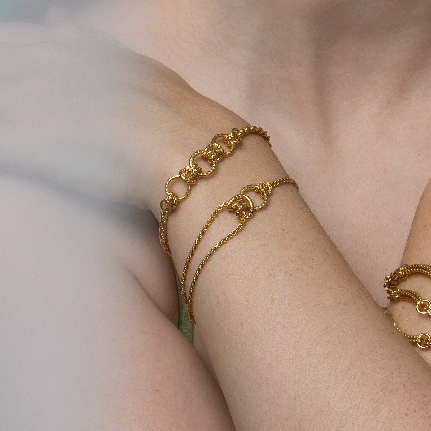 knot-chain-bracelet-.jpg