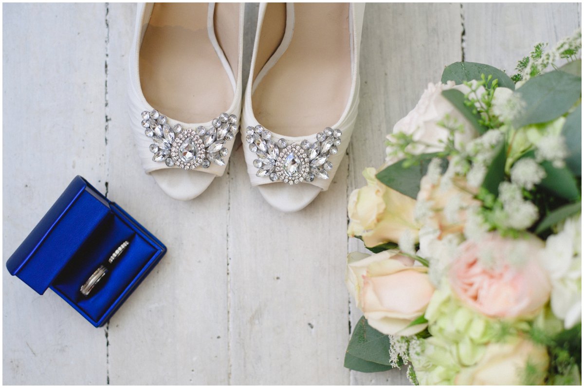 Arynn Photography Toronto and Durham Region Wedding Photographer Auberge De Pommier Wedding