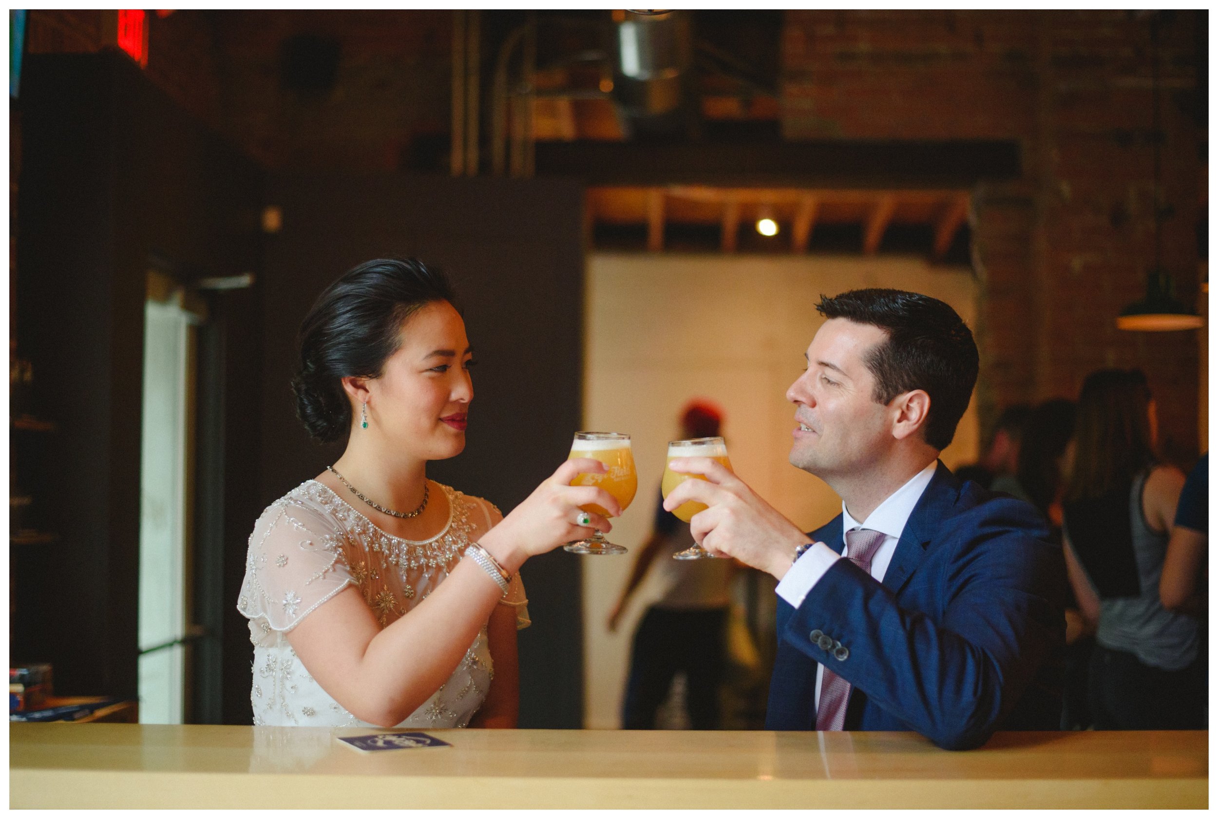 Arynn Photography, Toronto Wedding Photographer, Le Select Bistro Wedding