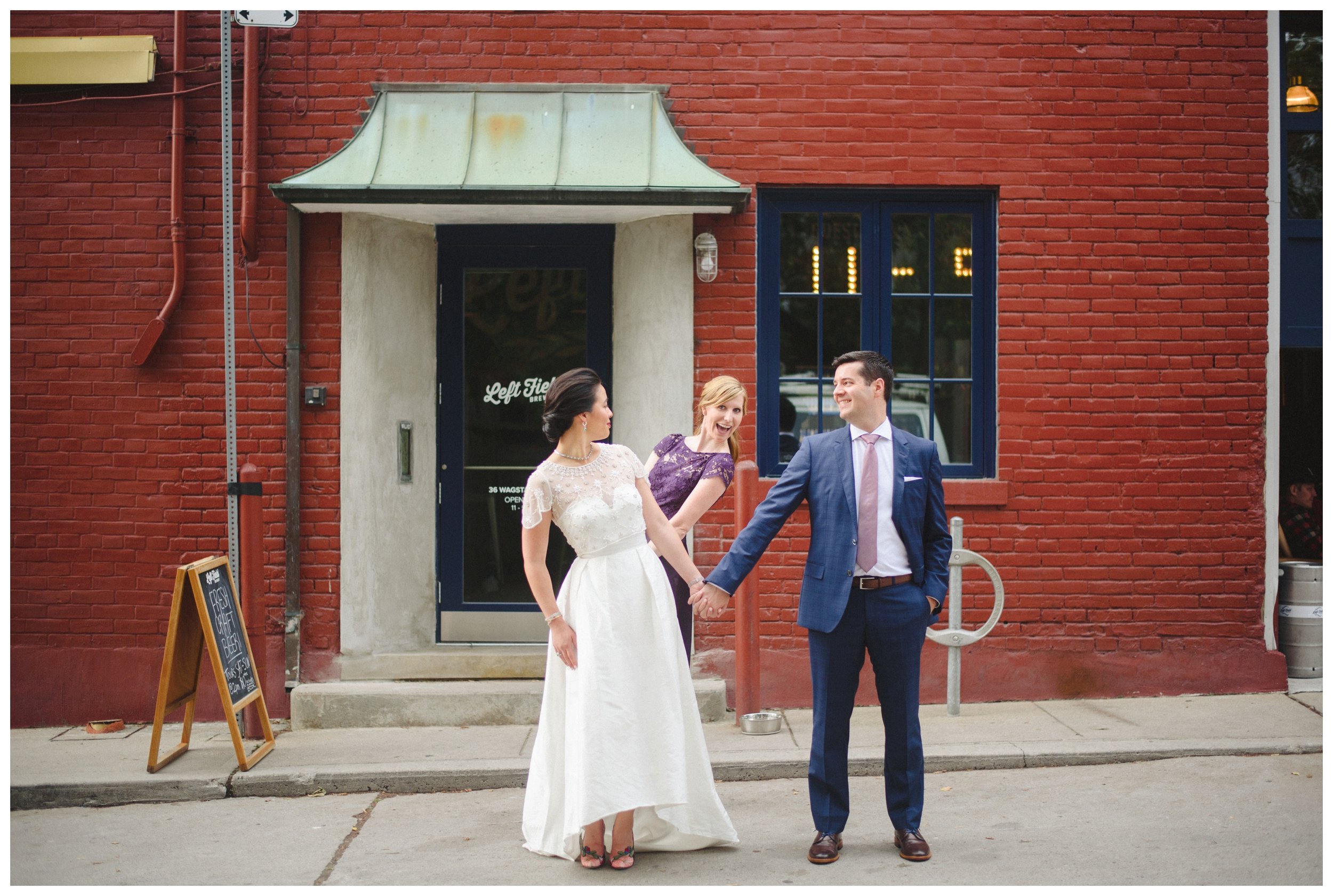 Arynn Photography, Toronto Wedding Photographer, Le Select Bistro Wedding
