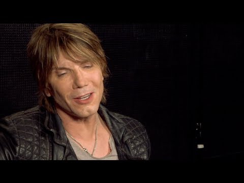 Check Out John Rzeznik's Exclusive Acoustic Performance of "Rebel Beat"
