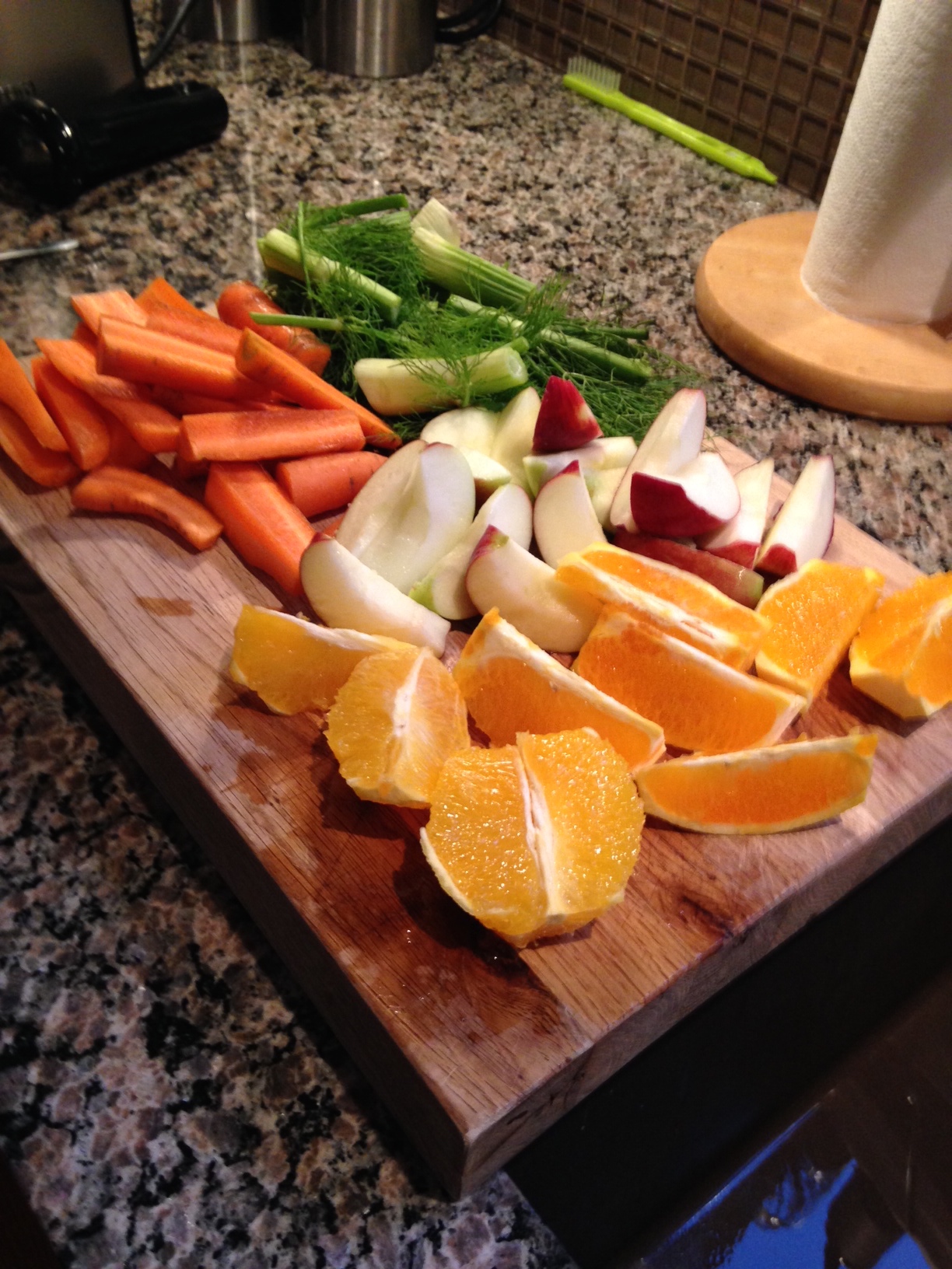 This has to have been one of my top 3 juices. It's SO yummy!! Fennel, carrot, apple and orange.