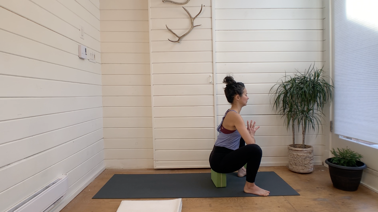Wide Lower Back &amp; Strong Hip Flexors