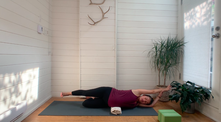 Prenatal Vinyasa - Long &amp; Strong Side Body