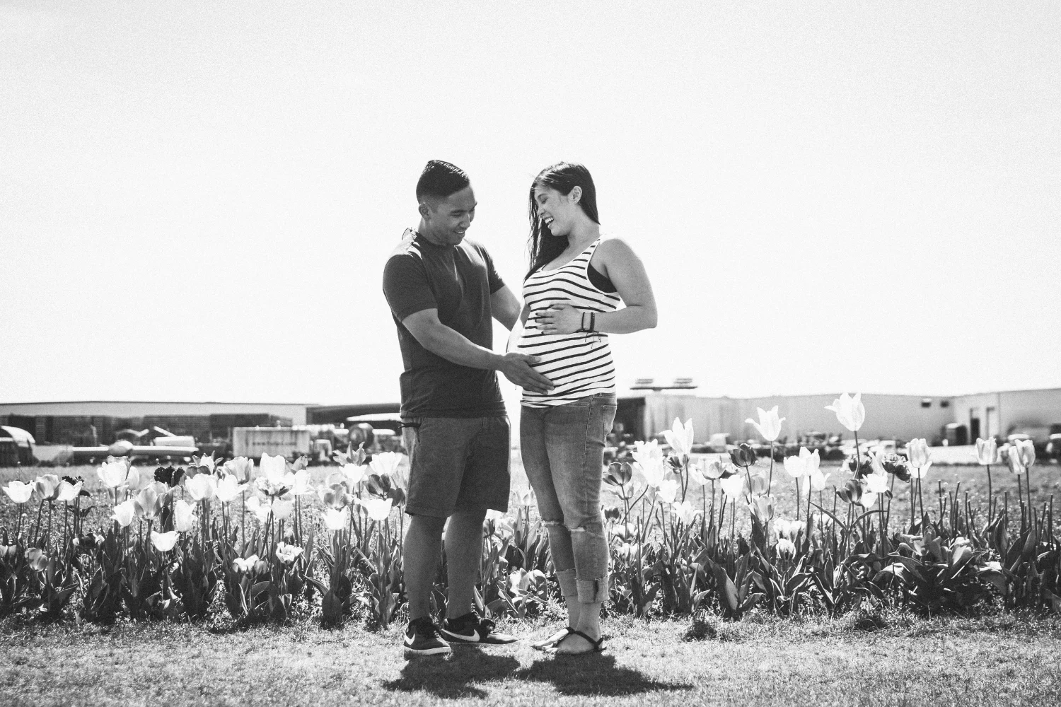 Sheena_MaternityTulips_0030.jpg