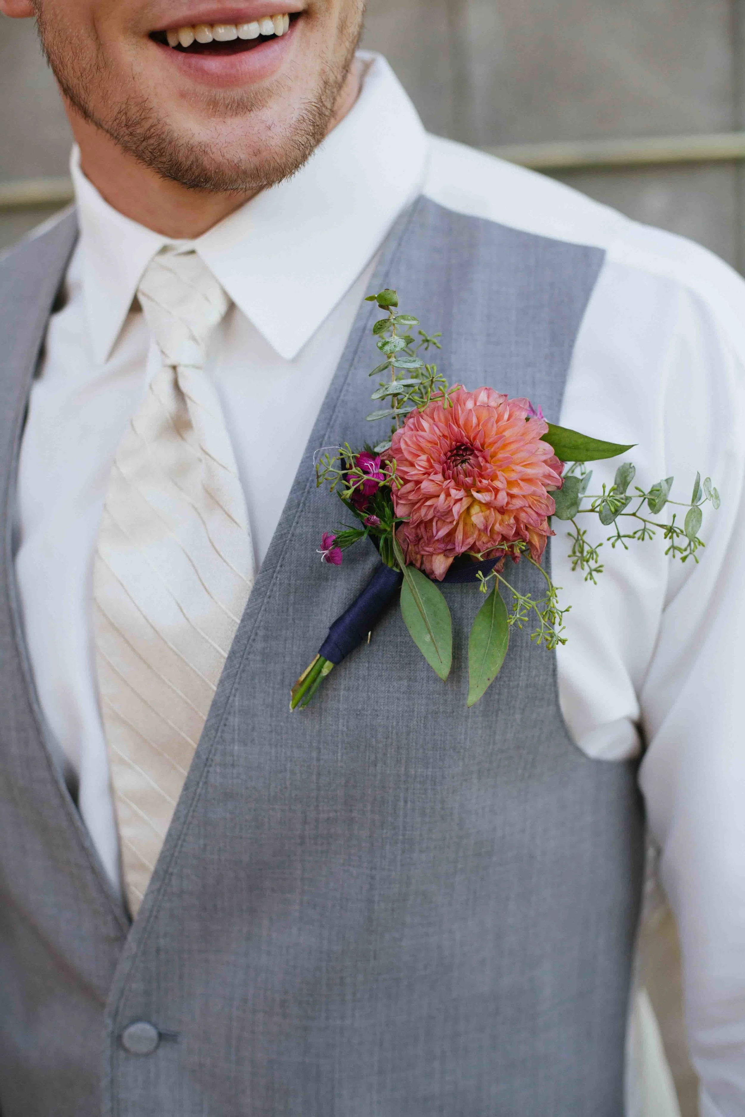 wisconsin barn wedding justin trails resort sparta wi wedding photographer