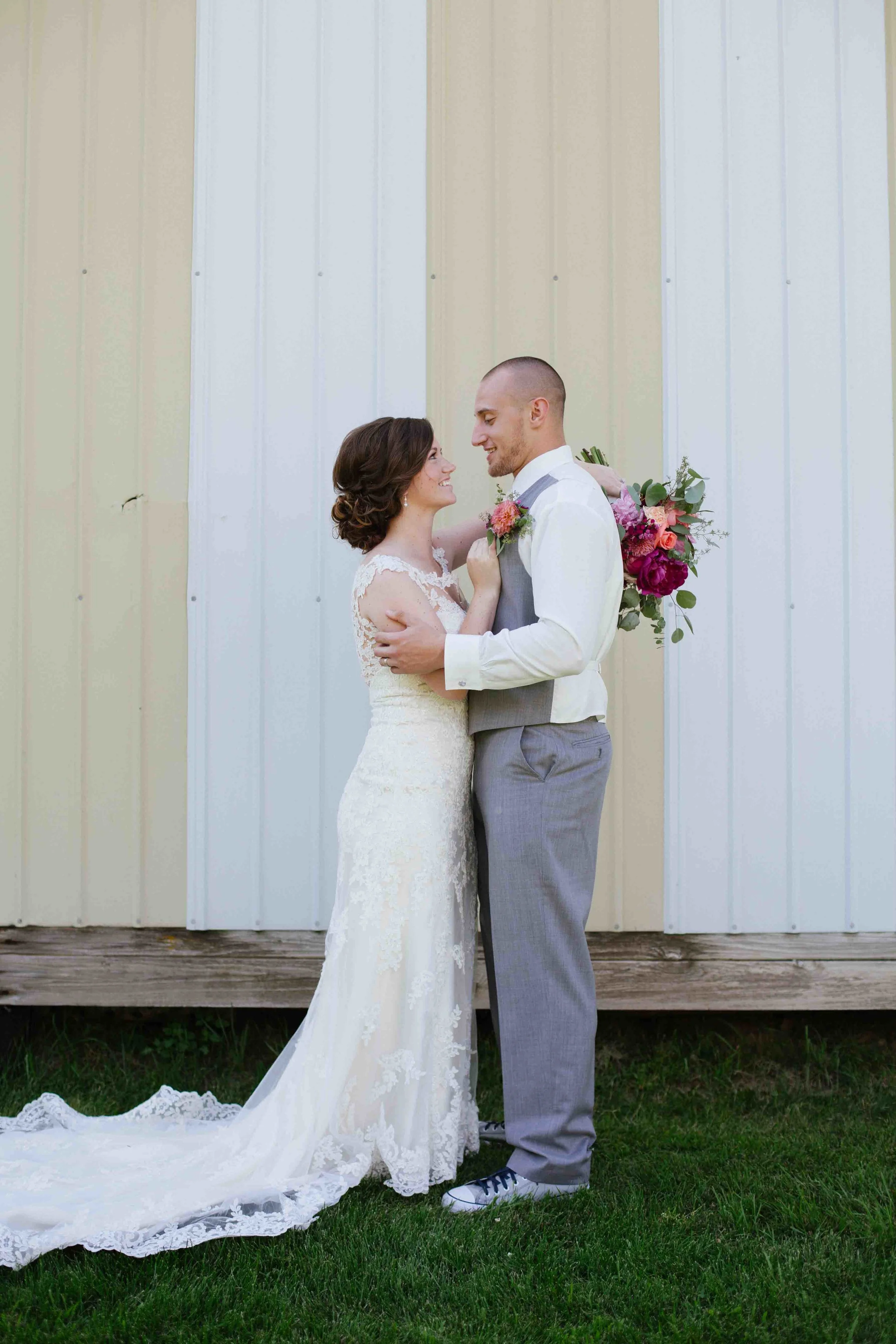 wisconsin barn wedding justin trails resort sparta wi wedding photographer