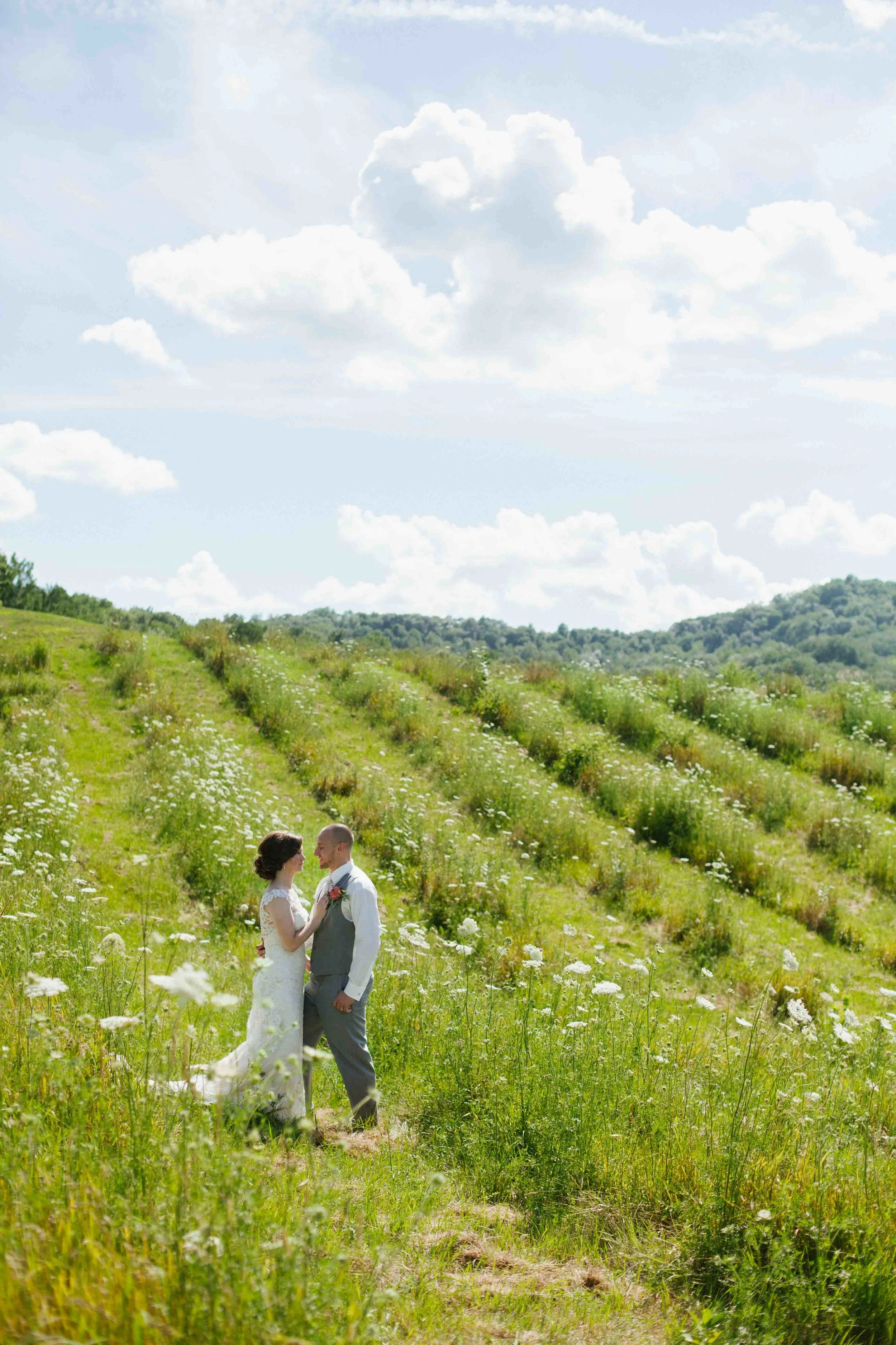 wisconsin barn wedding justin trails resort sparta wi wedding photographer