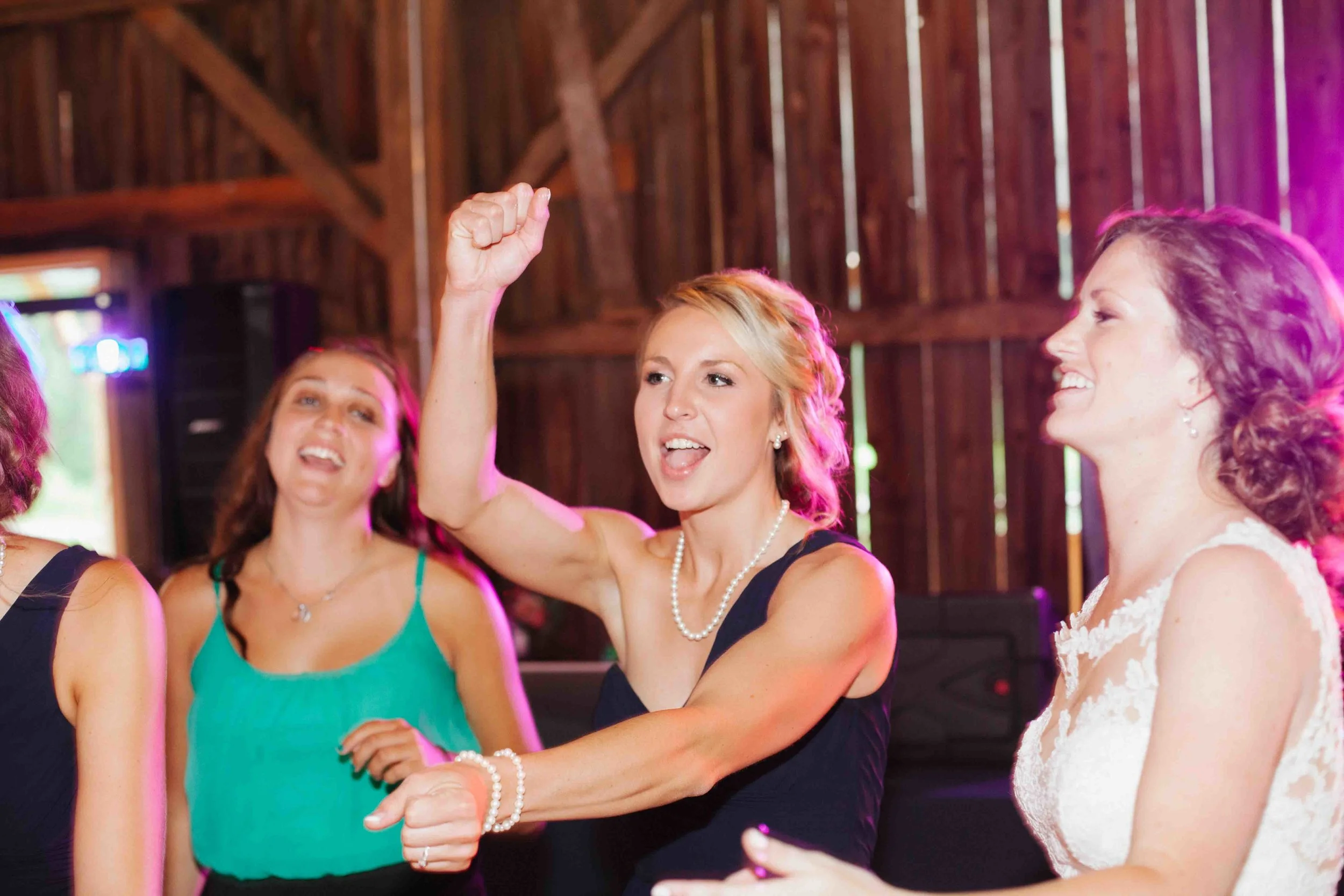 wisconsin barn wedding justin trails resort sparta wi wedding photographer