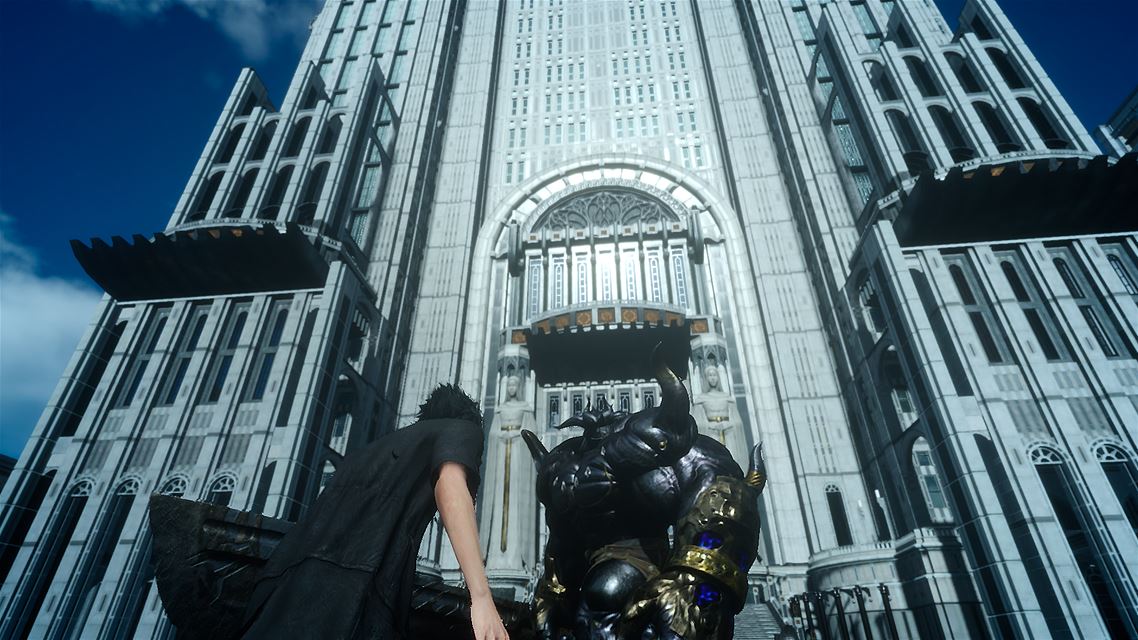 Adult Noctis shows up at the end to fight the "Iron Giant," who doesn't seem to resemble the titular character of the 1999 animated film.
