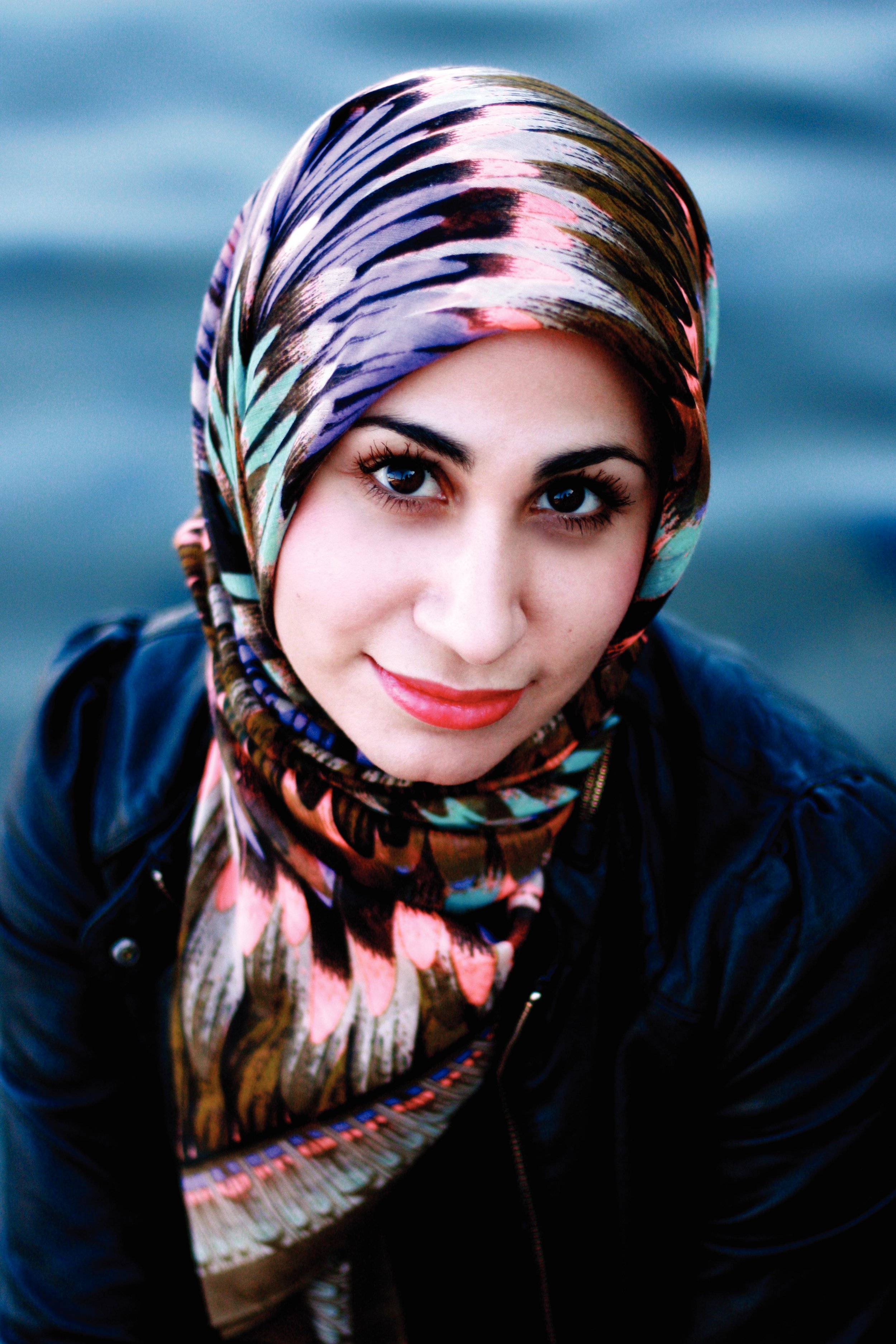 A Very Large Expanse Of Sea Author Tahereh Mafi on Representation for  Muslim-American Teens and the Need for More Diverse Love Stories