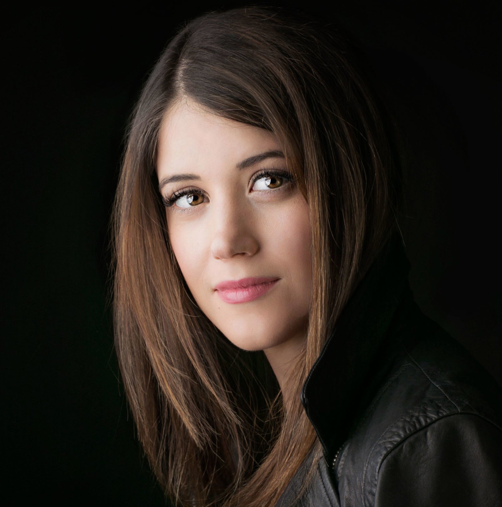 Alexandra Bracken