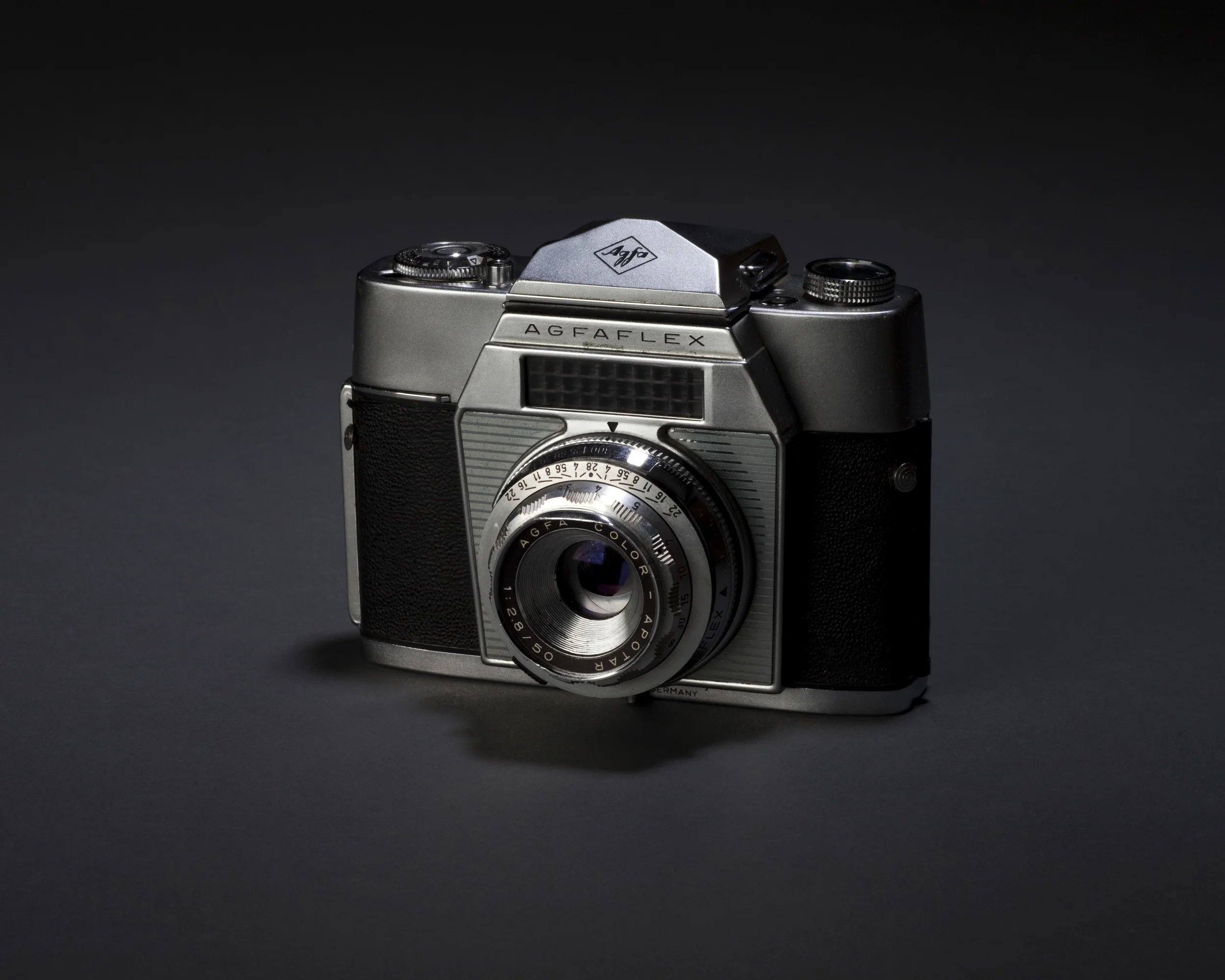 5 AliBooks 6136 copy.jpg