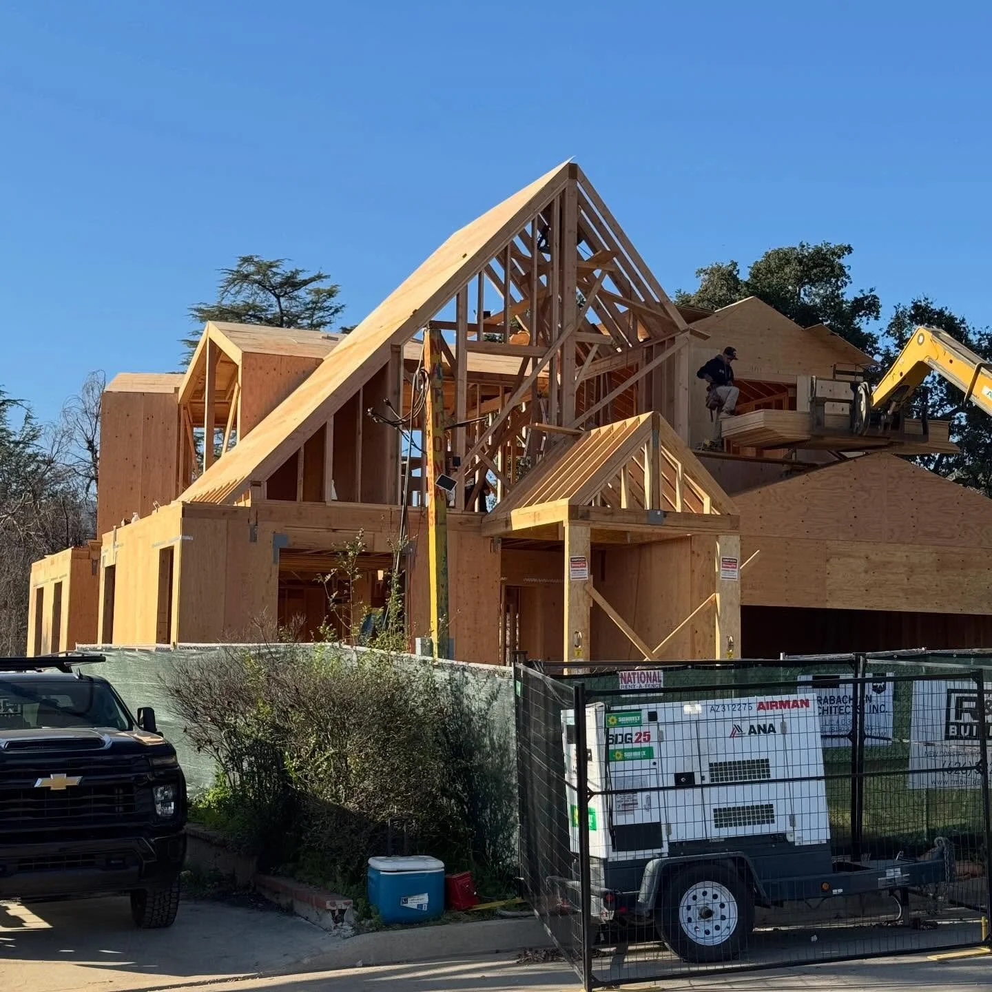 Alicia Ave 
Architect @karabachian 
Builder @rmbuildersca