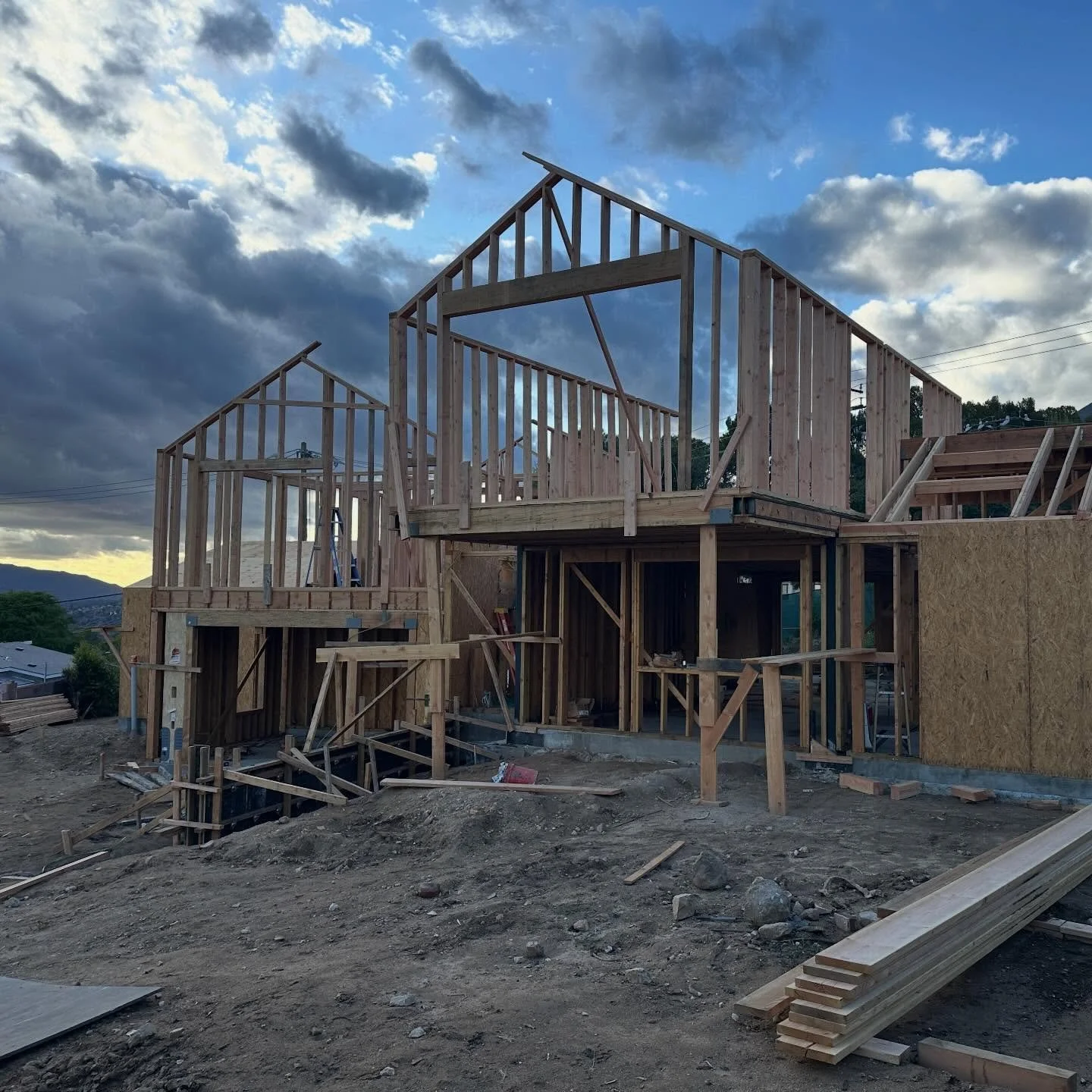 Loma Alta Dr in Altadena
Builder @balekjian_bros 
Photo @sophie.meht @jackmeh