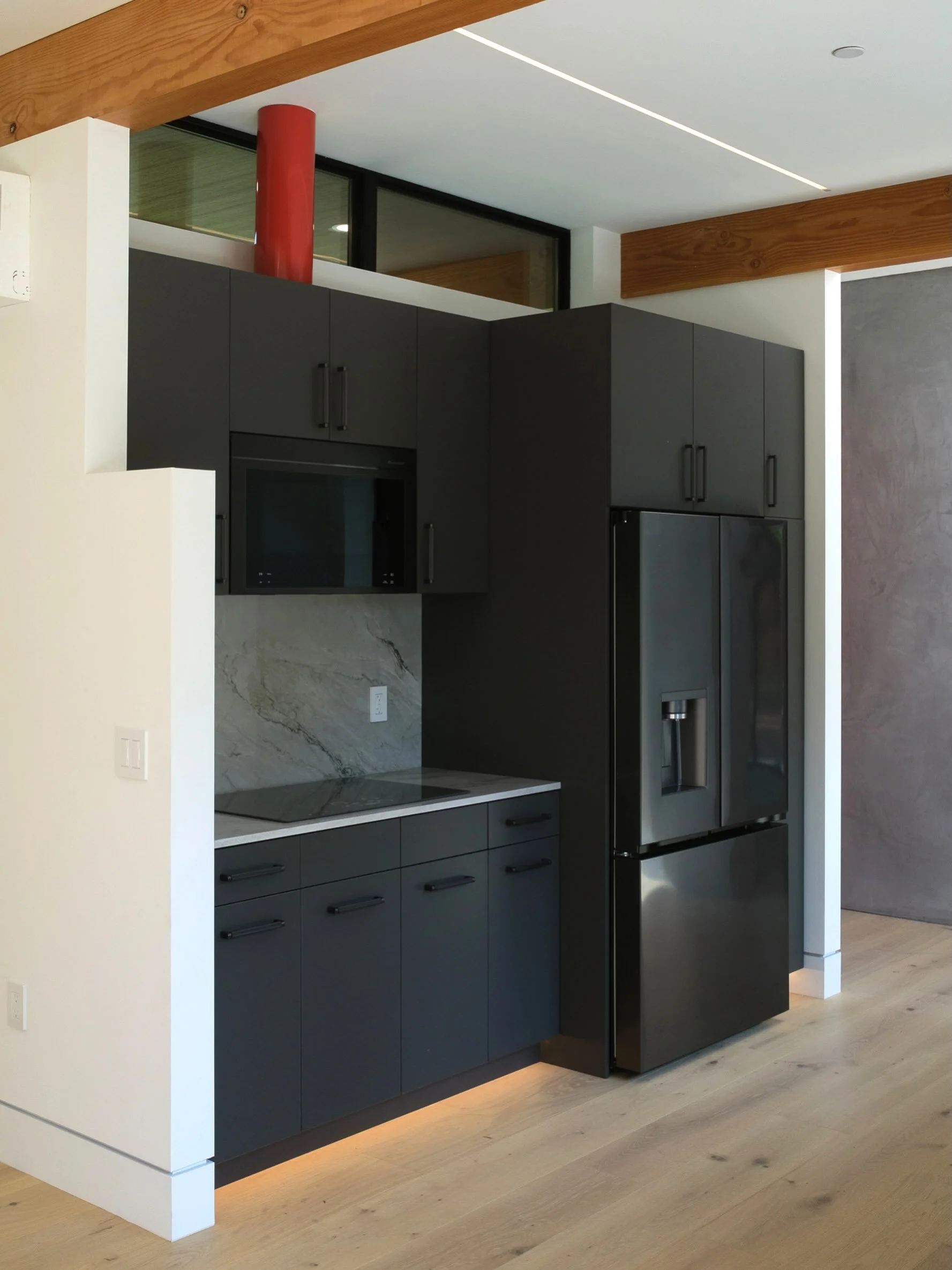 Orange Grove Ave in Sierra Madre.
Architect @karabachian 
Builder @unitedfirmconstruction 
Photo Anthony Stoffella