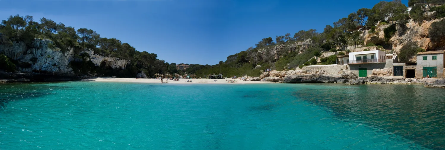 Rayaworx Coworking – you go, take a swim and go back – to work