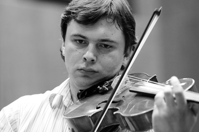 Andriy Burko, viola