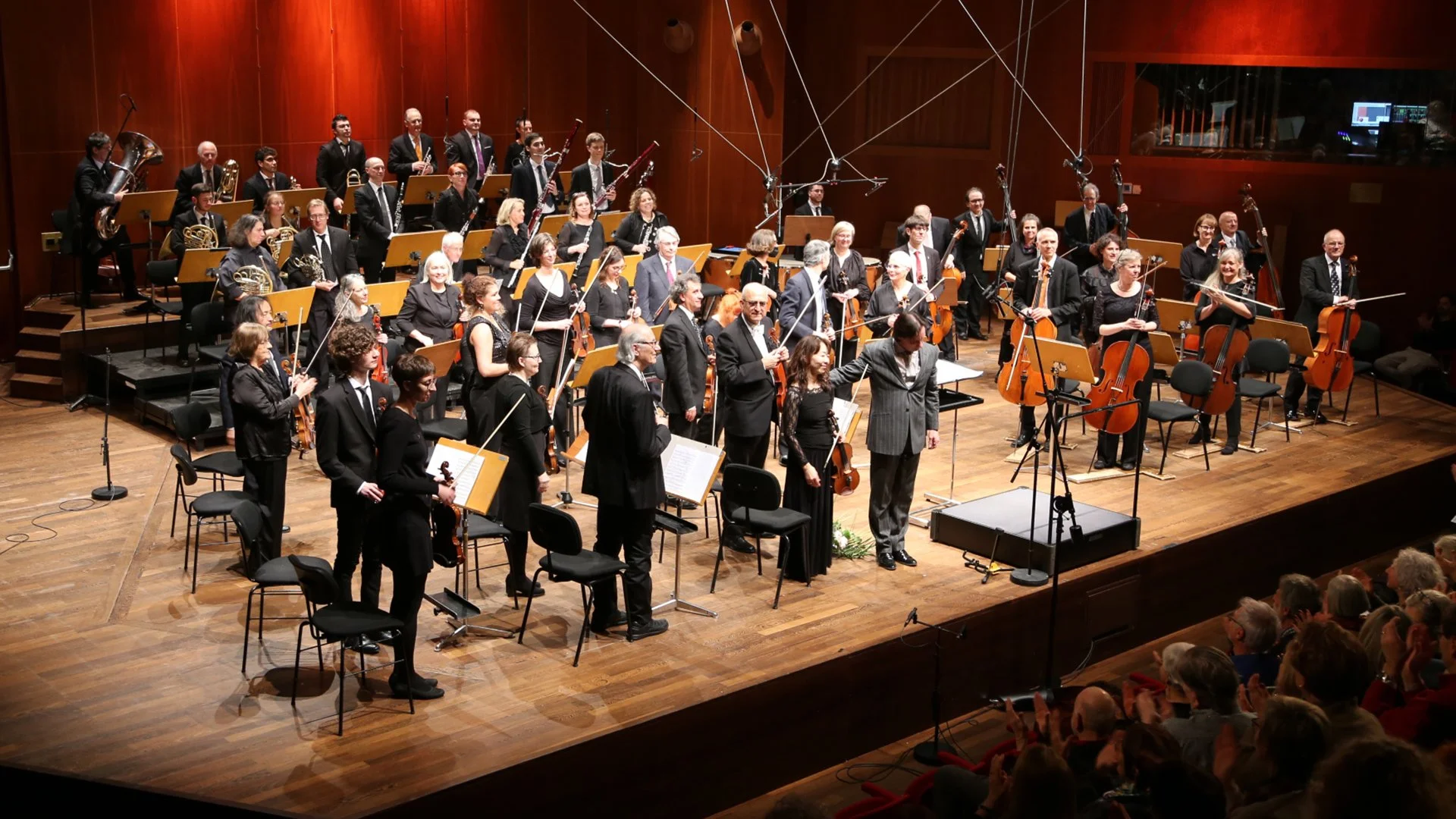 bg_orchestra_32.jpg