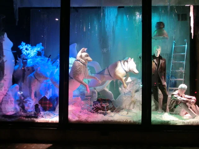 Harvey Nichols - A Frozen Christmas.  Polystyrene sculpting