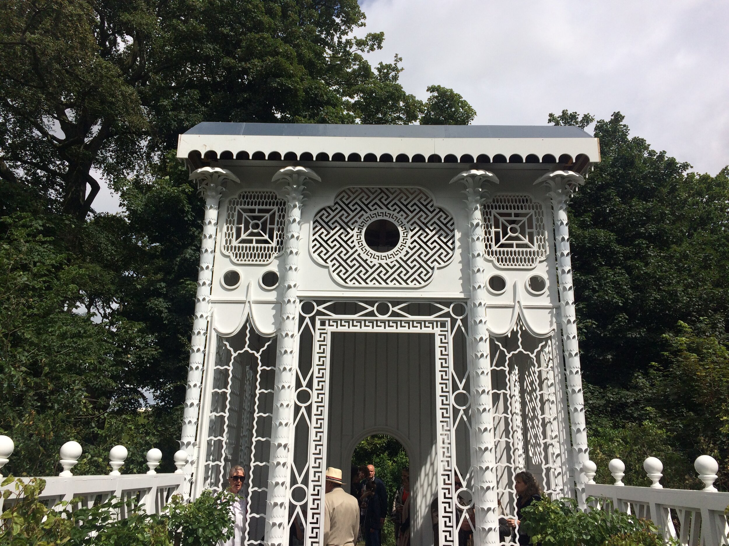 Pablo Bronstein sculpture - Jupiter Artland