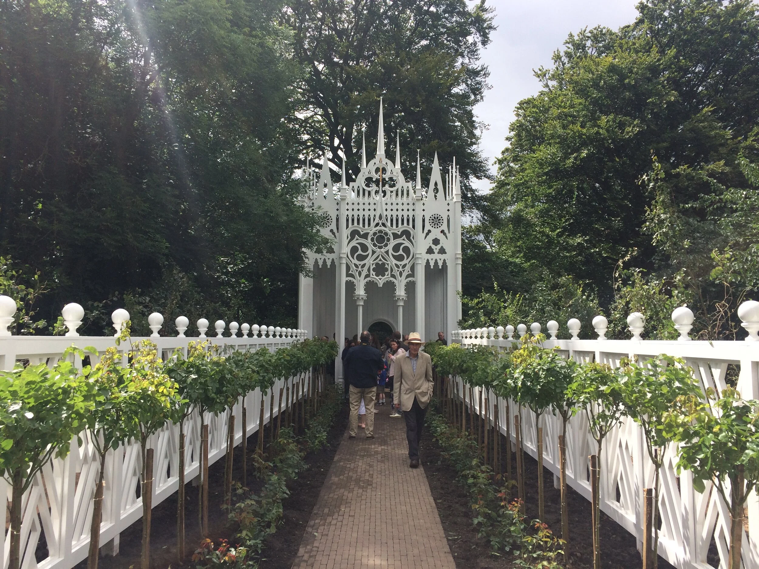 Pablo Bronstein sculpture - Jupiter Artland