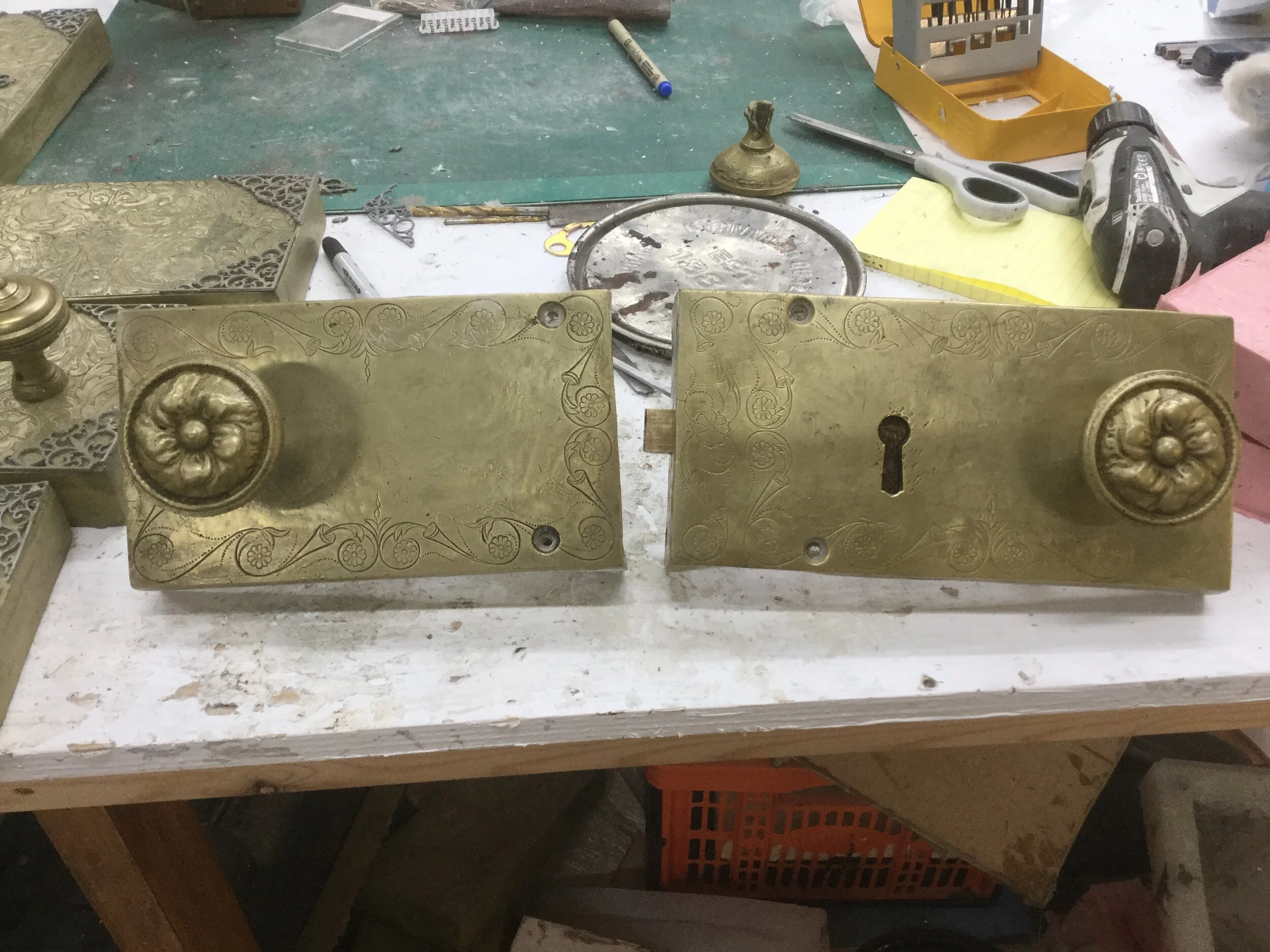 Door Furniture, including handles - Outlander S4