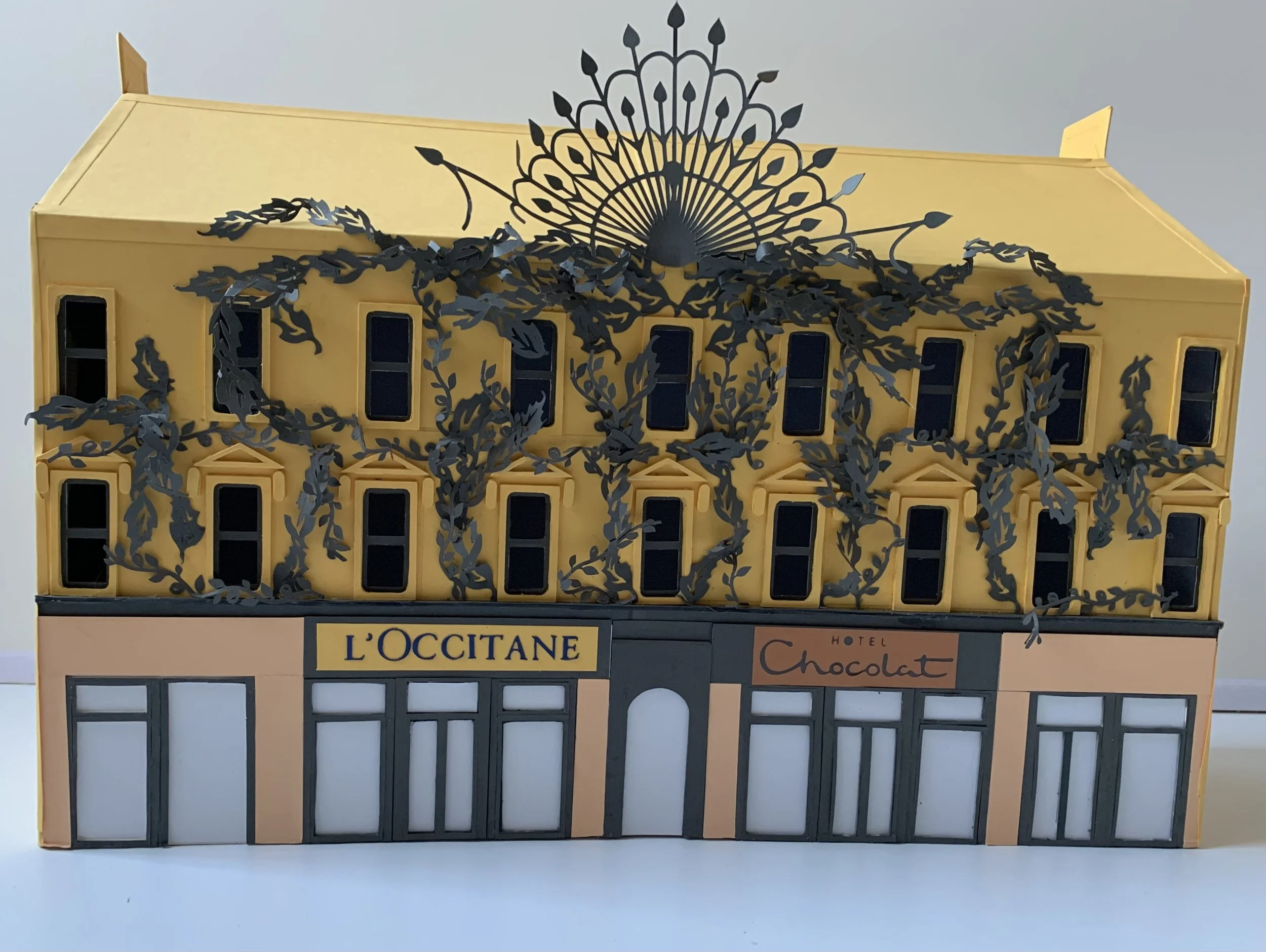 Paper replicas of Glasgow landmarks - COP26