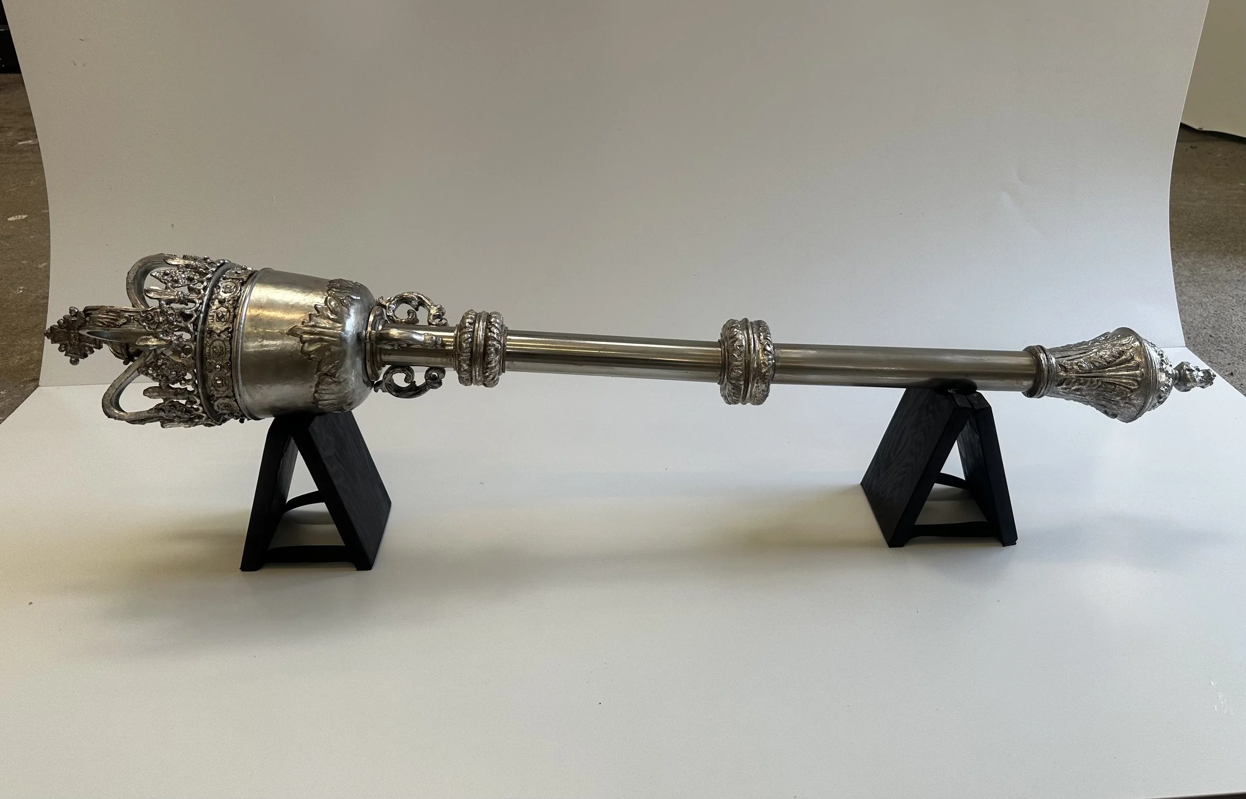 The Royal College of Surgeons - Replica ceremonial mace