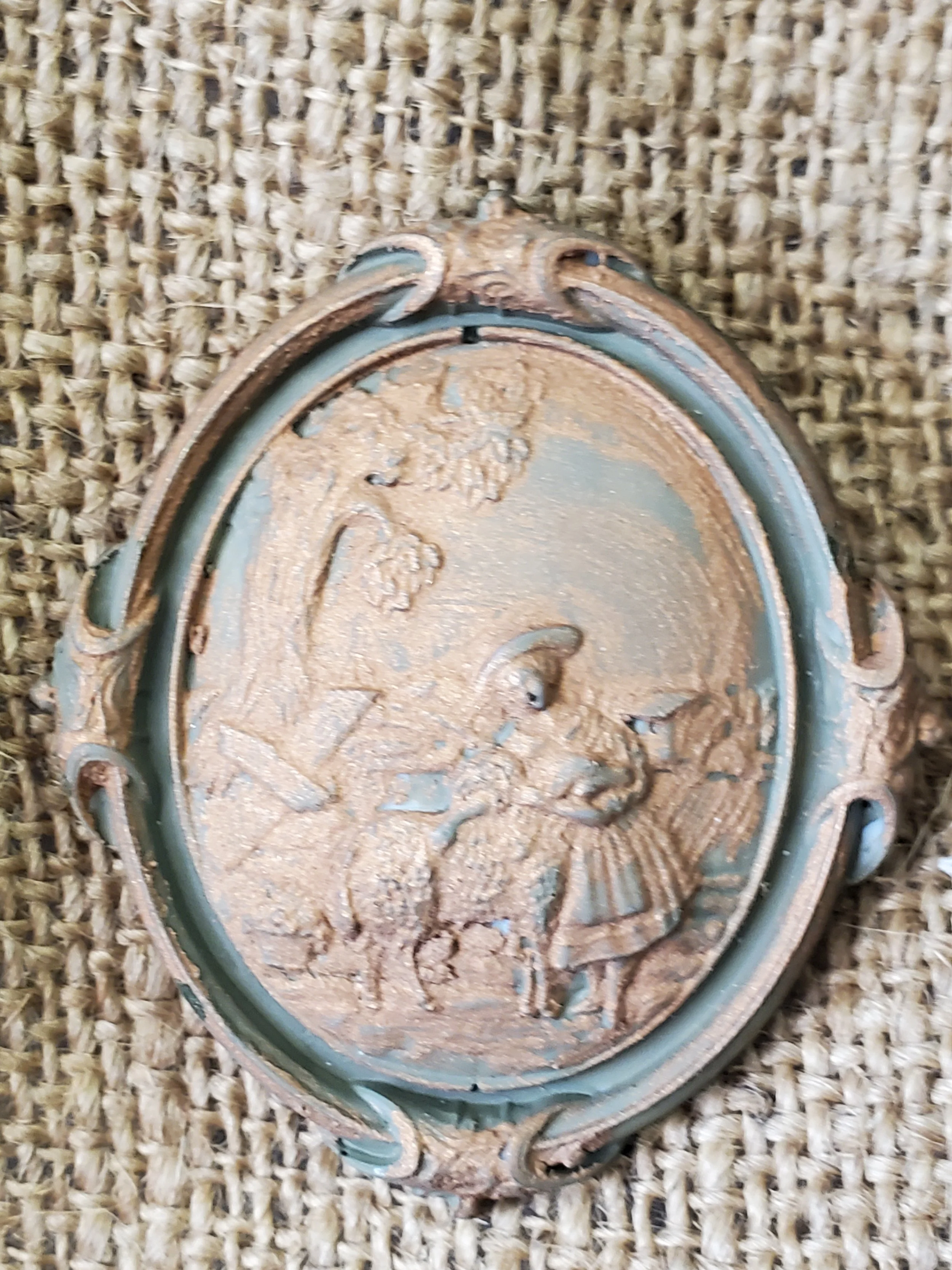 Metallic Green and Bronze Cameo Pin