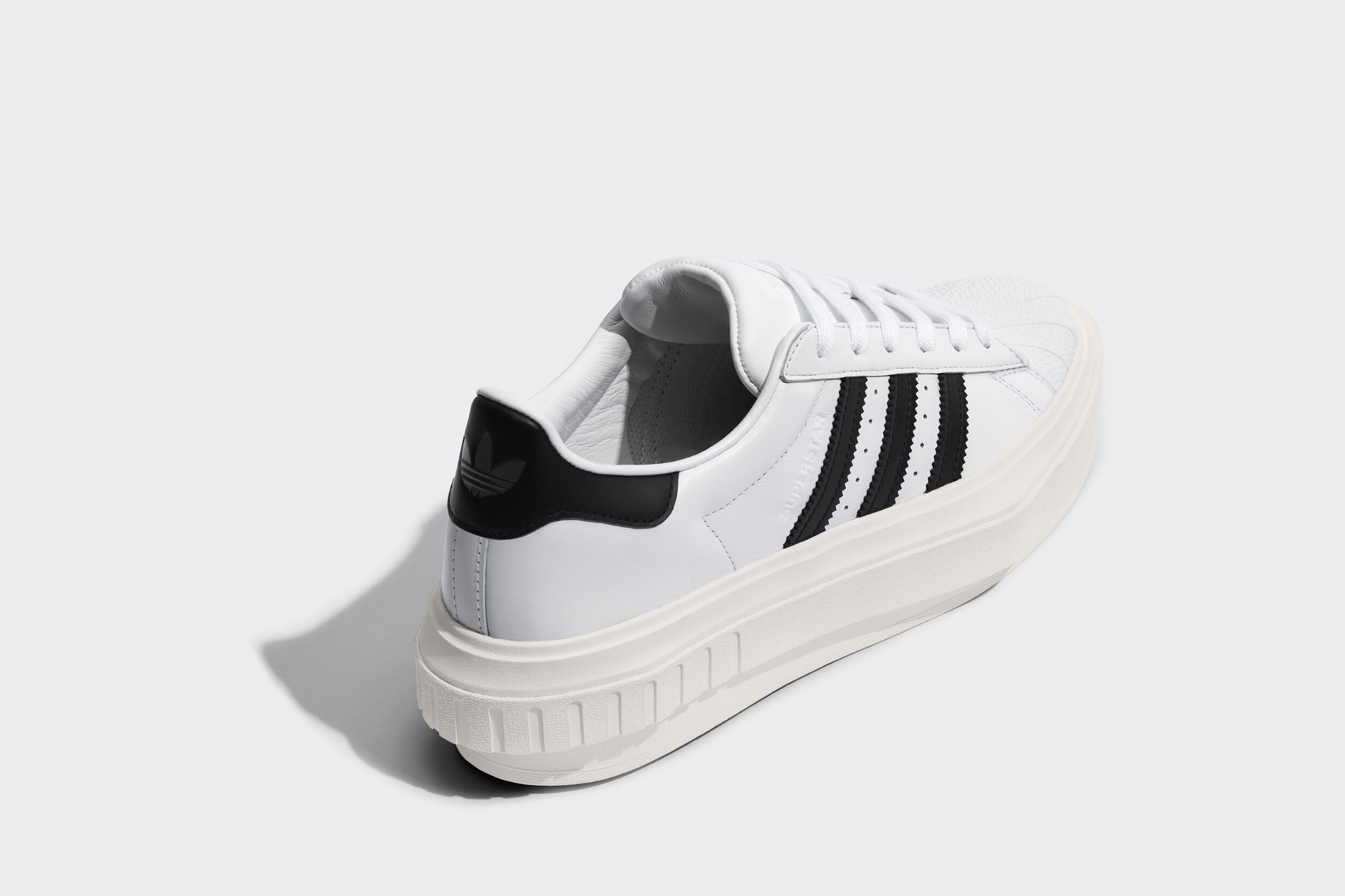 adidas_Superstar_0715201904.jpg