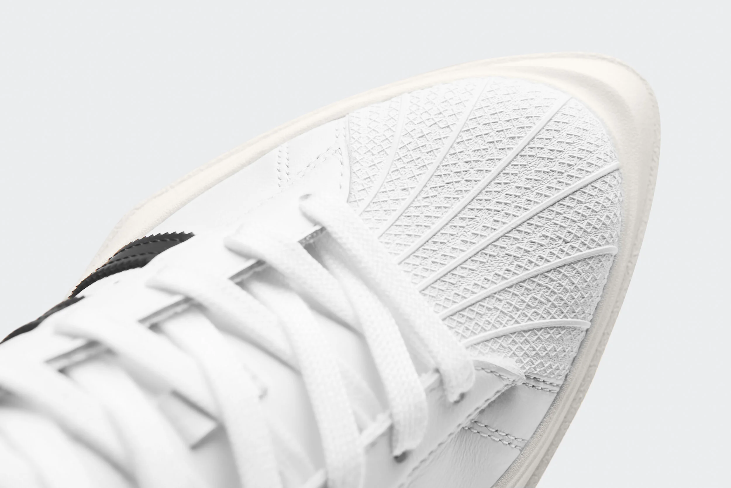 adidas_Superstar_0715201982.jpg