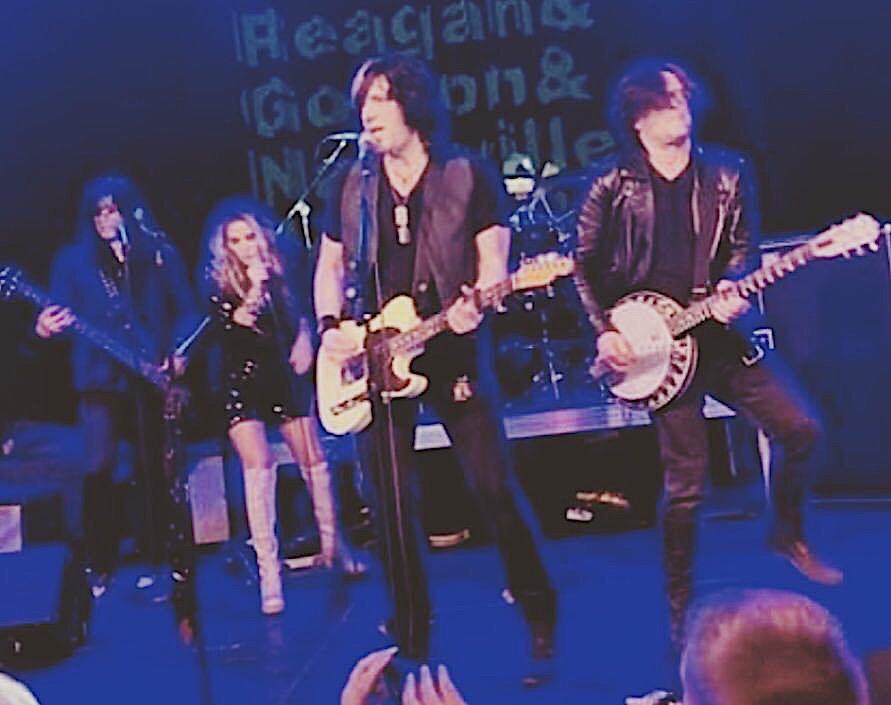 Photo by Gina Hyams