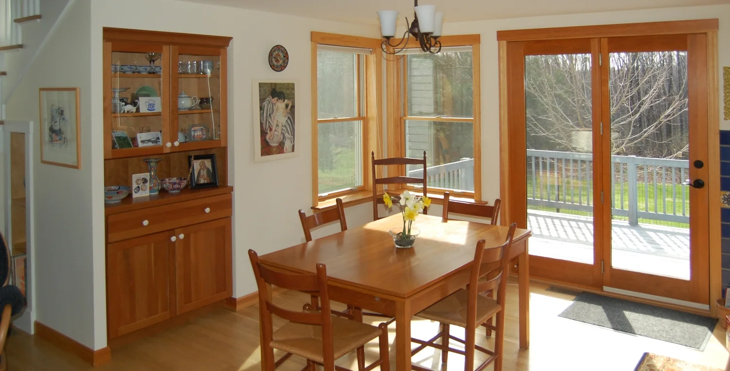 Brown Dining 1.JPG
