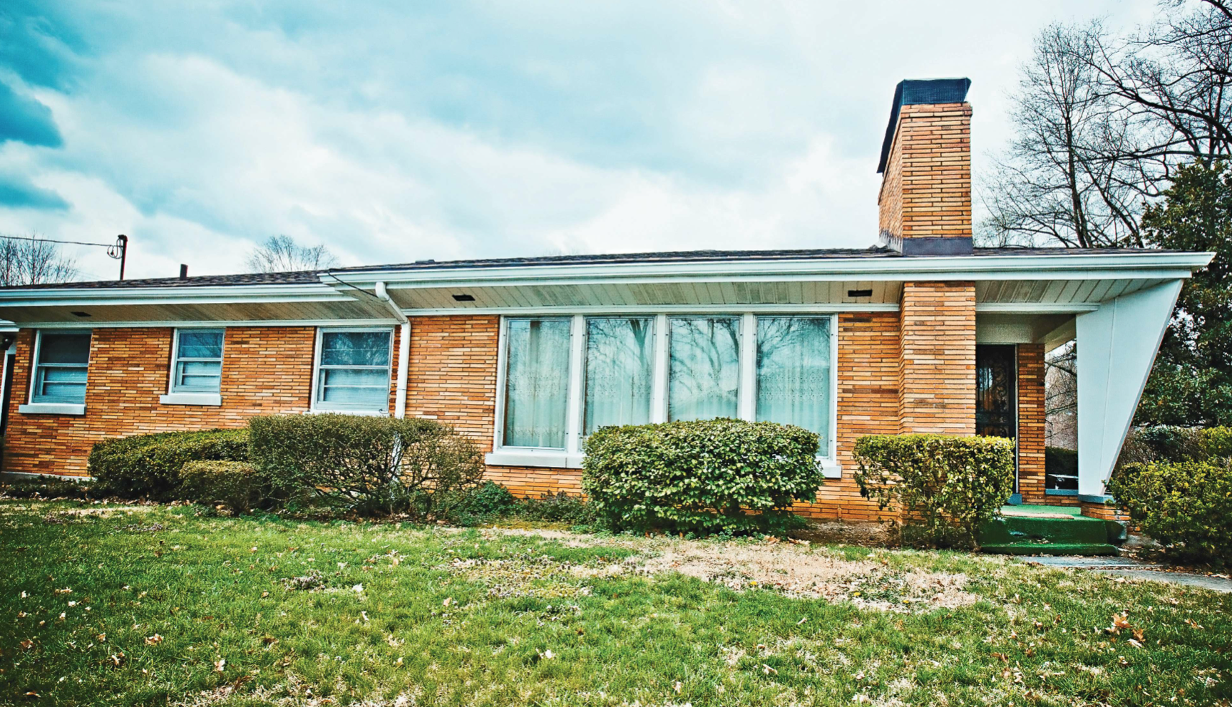 1013 Southwestern Parkway