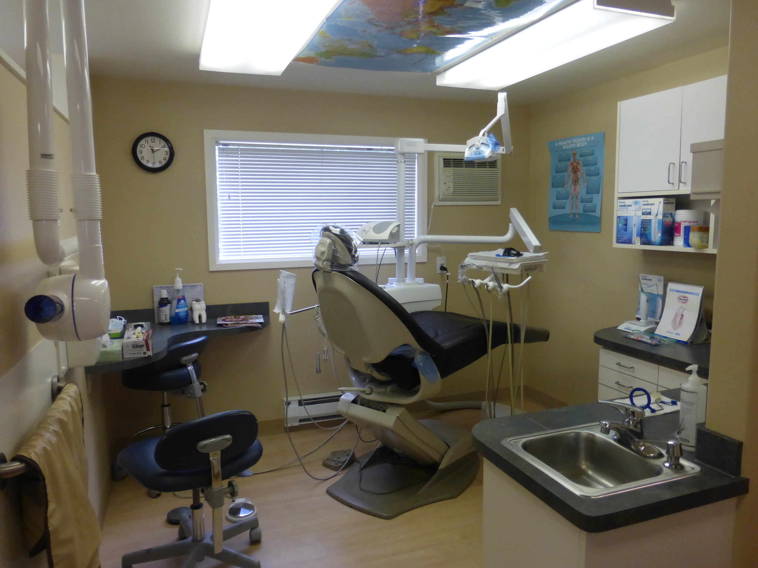 651 Edmonds WayClinic 036.JPG