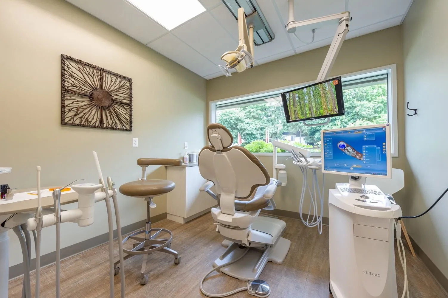 GNWD-exam-chair-1920w - Copy.webp