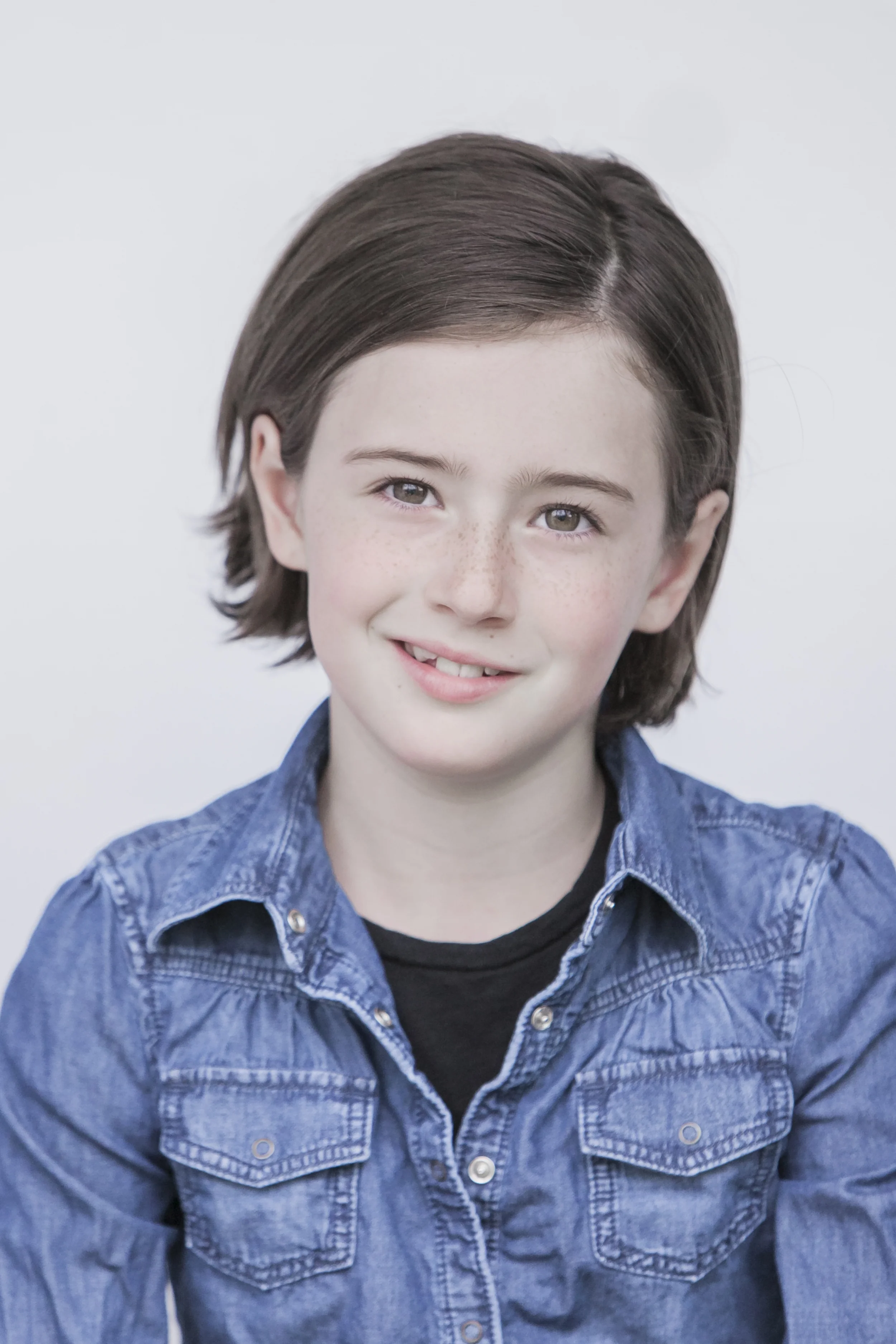 20150330-2015 che' headshots-8182.jpg