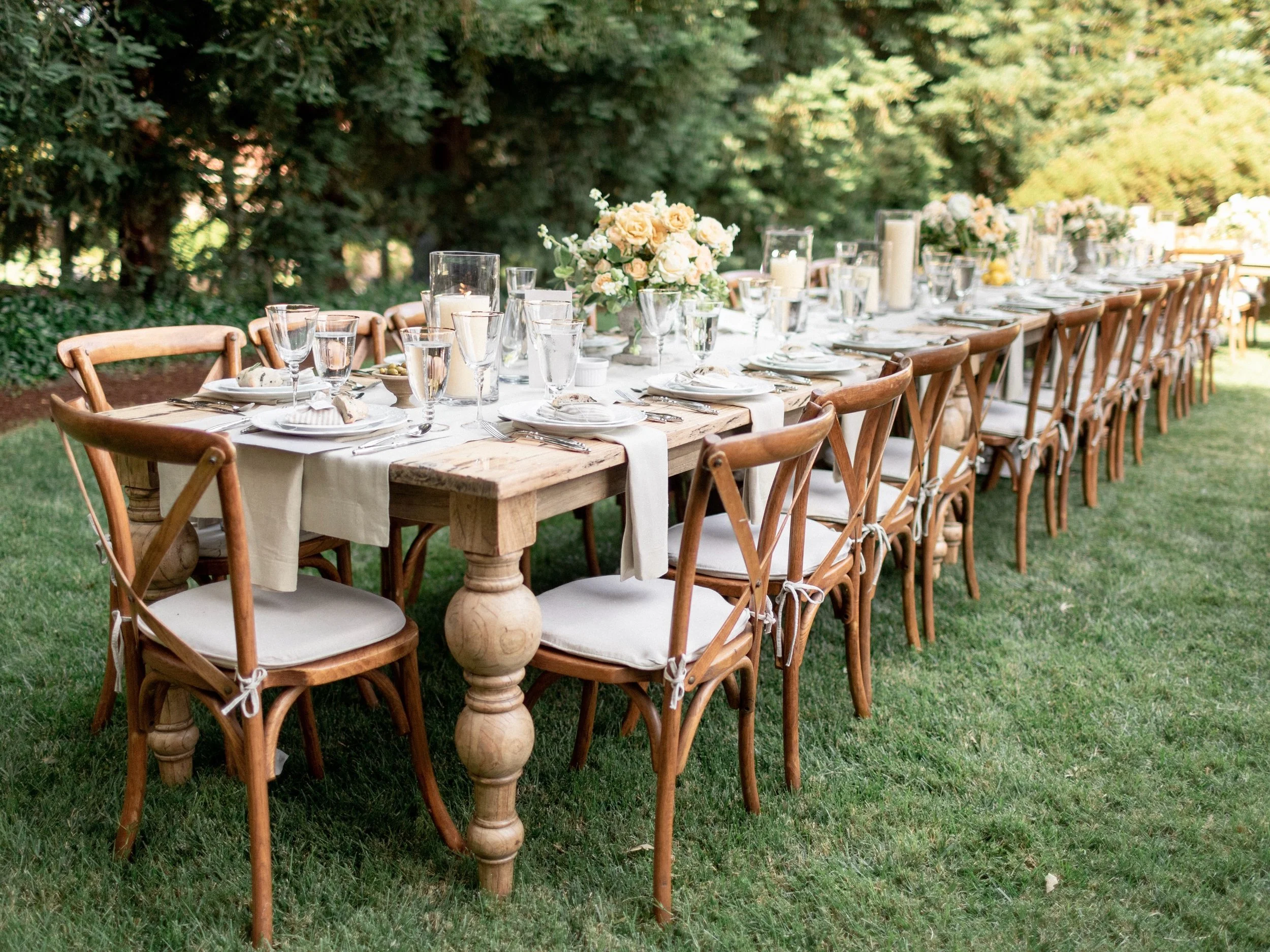 The assignment: provincial, must include apricot garden roses, olive, rosemary, linens, and lemons. This one had a strong through-line at every turn. We&rsquo;ll do more than just flowers to achieve the vision pull everything together. 

Every place 