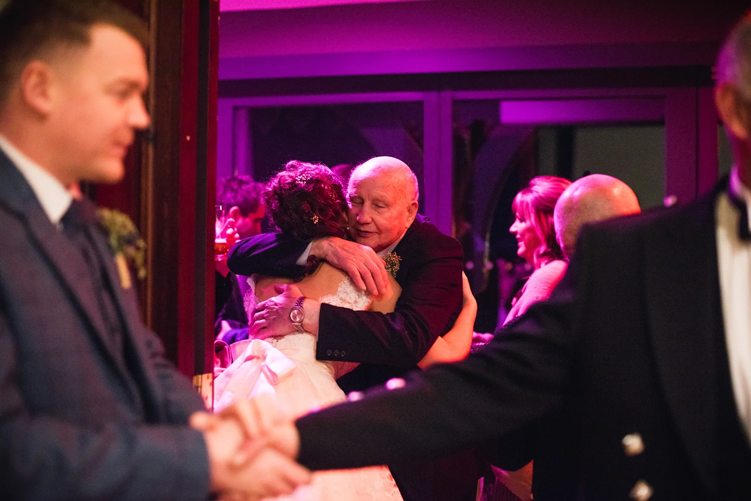 AlternativeWeddingPhotography-16.jpg