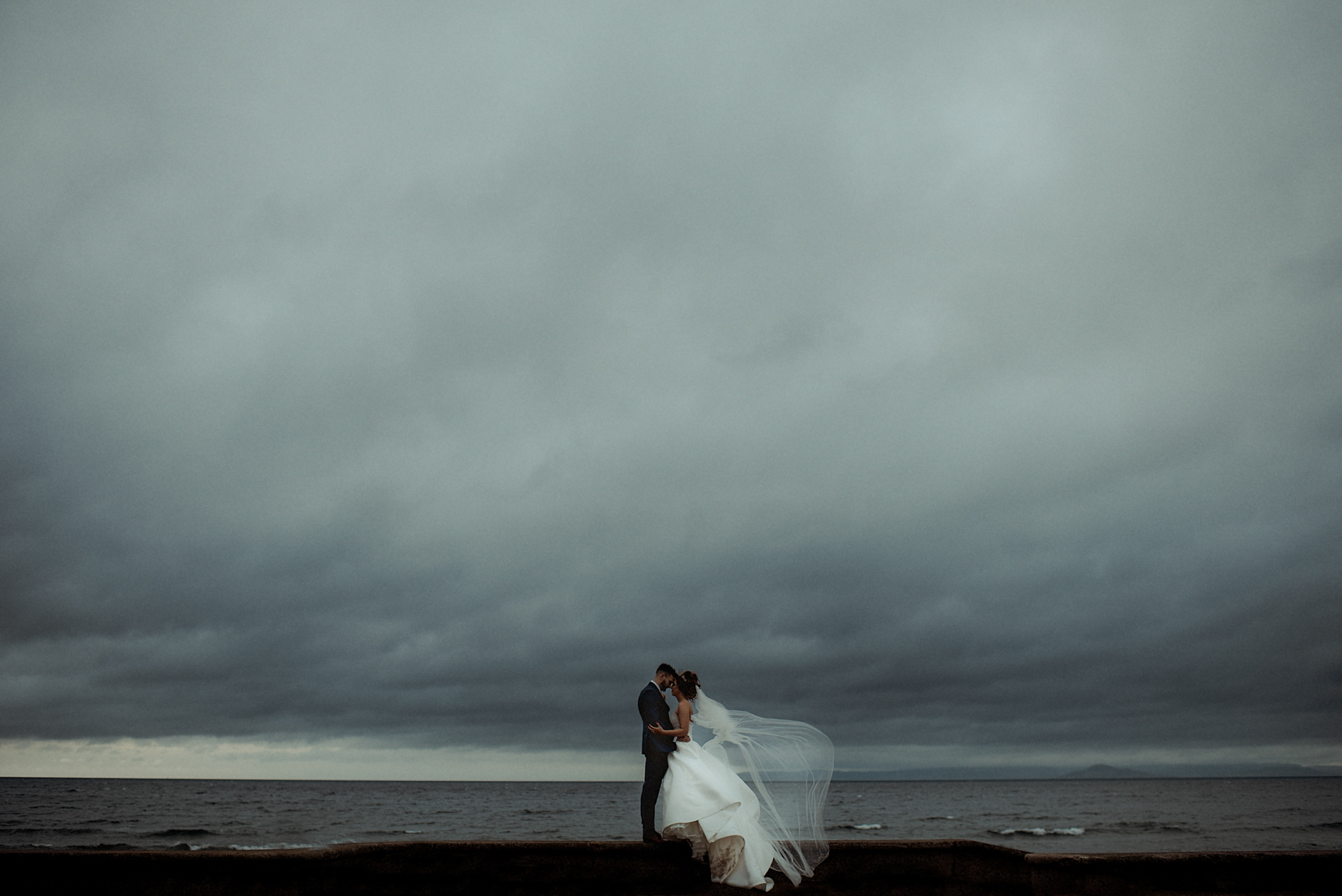 Alternative_wedding_photographer_scotland_nikki_leadbetter-300.jpg