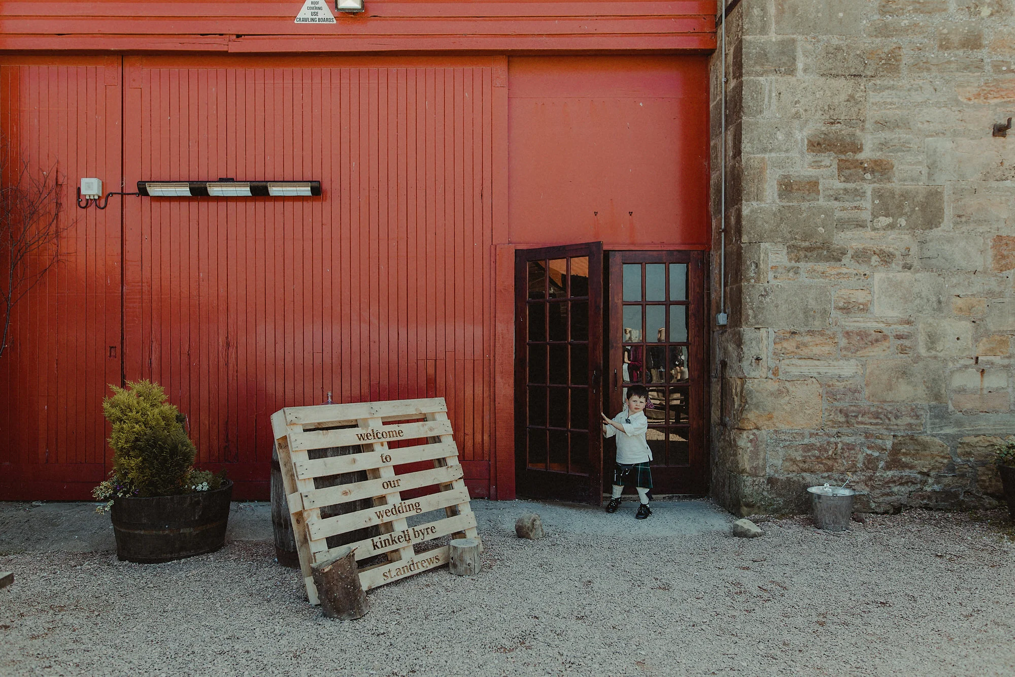 021-NikkiLeadbetter-KinkellByre-AndyNicole.jpg