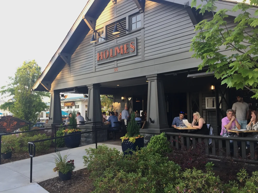 Restaurant Holmes, Alpharetta GA