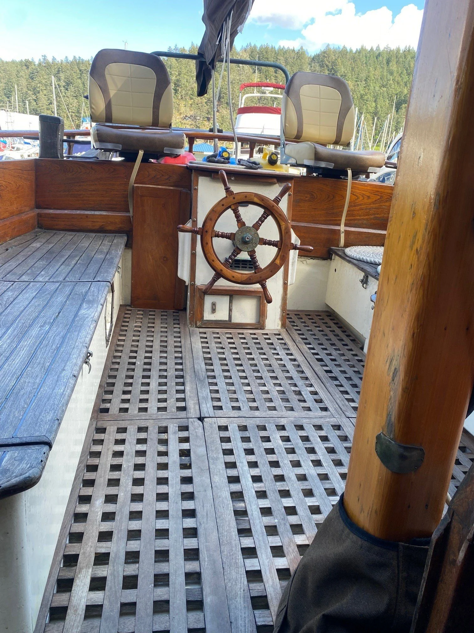 Boat 10.jpg