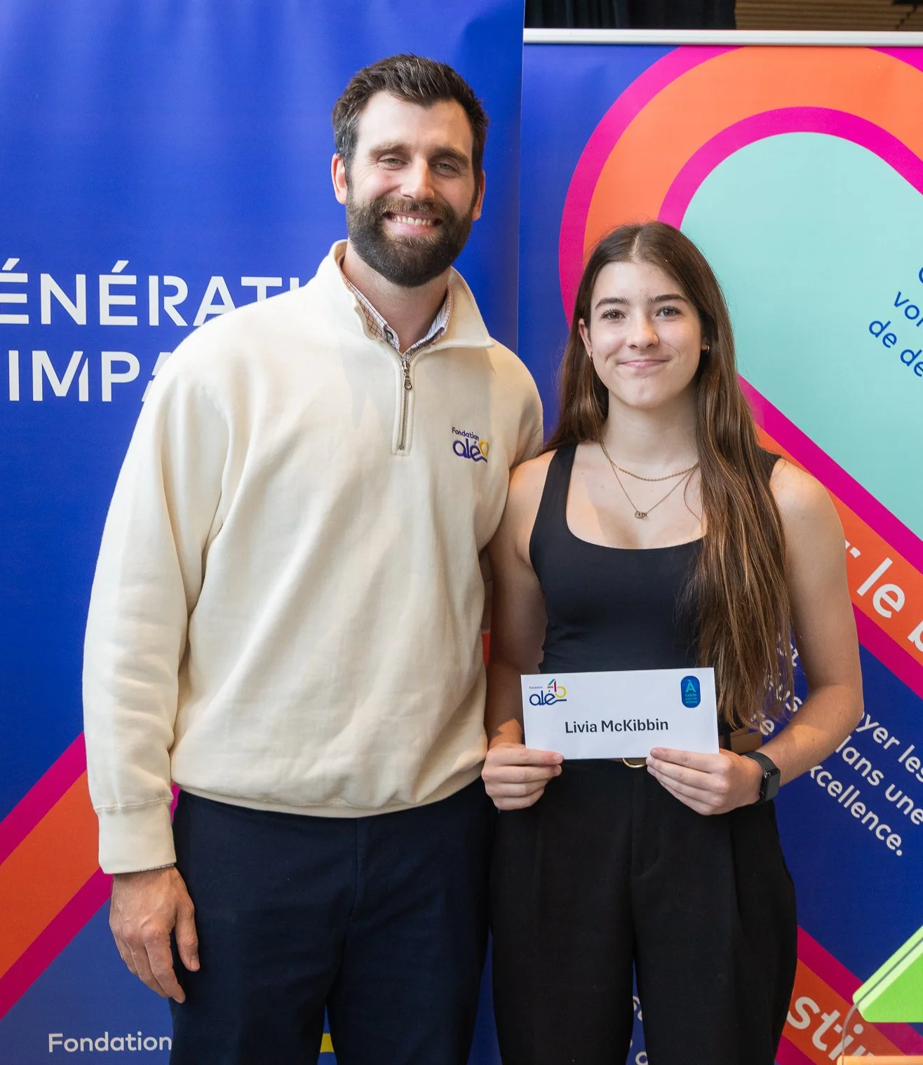Félicitations à Livia McKibbin, récicpiendaire d'une bourse de 4000$ de la @fondationaleo  dans le cadre de l'activité À table pour les athlètes ! 🤩👏
La combinaison des profits de la deuxième &eacut