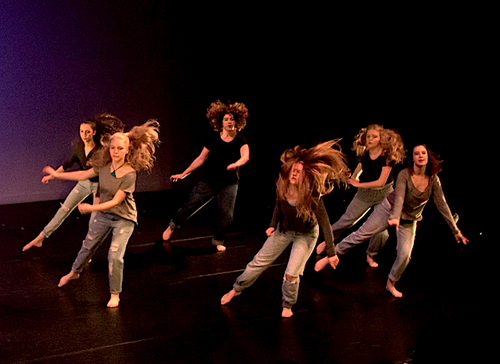 Claire (2nd from right) performing in e.g.dance performance in May 2016. Photo by Ebbe Sweet Photography.