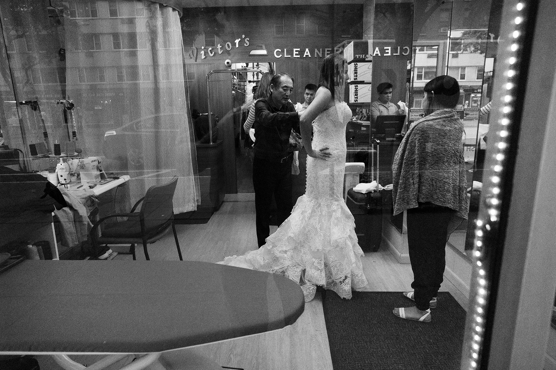 weddingdress.jpg