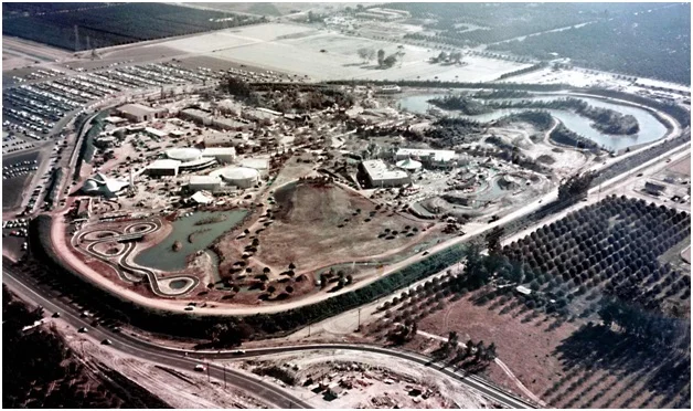 Disneyland, 1955