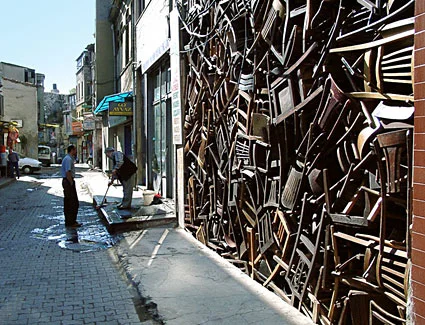 doris-salcedo-04-b.jpg